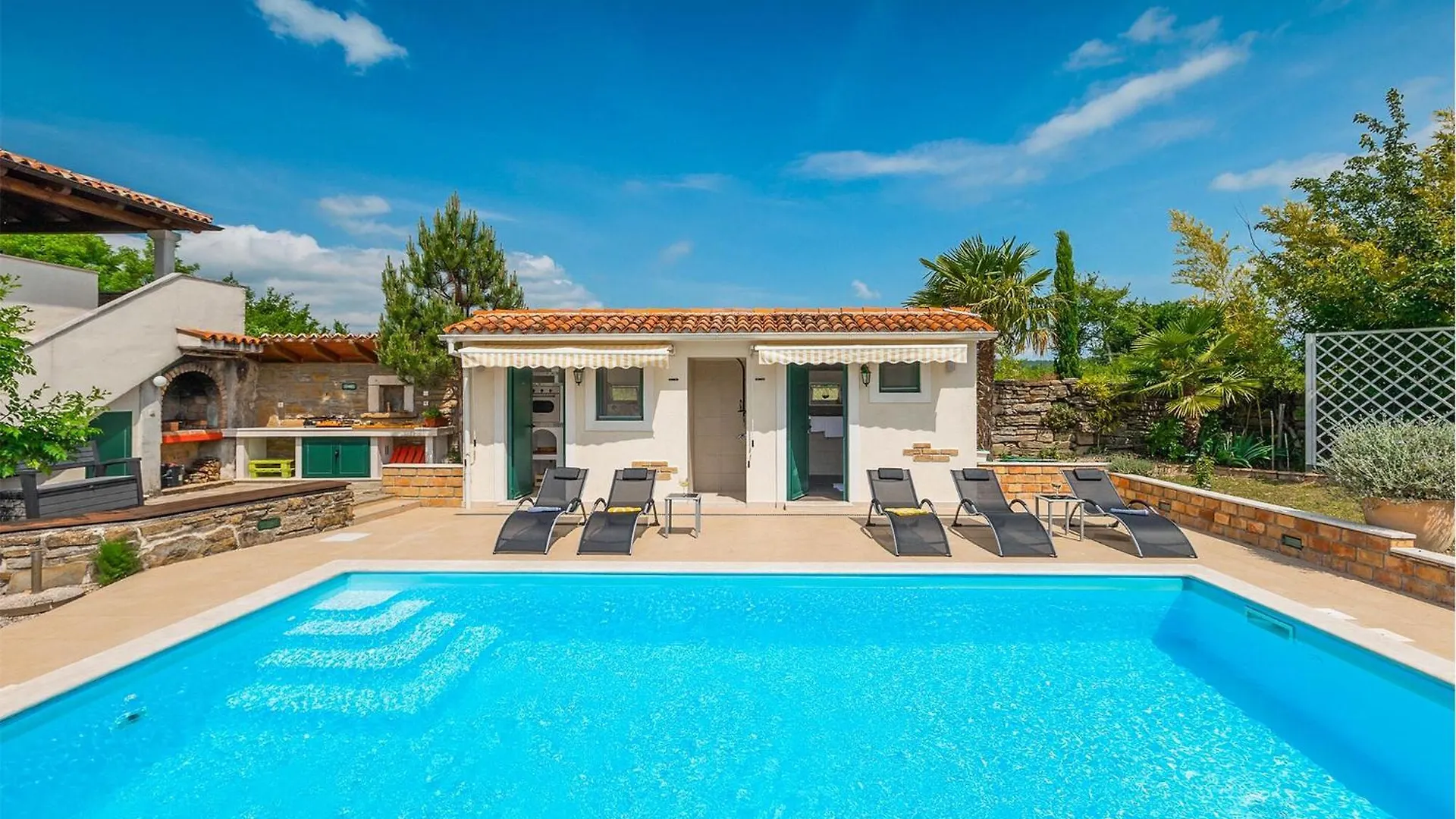 بيت للعطل Nice Home In Zatka With Kitchen Kostrcani