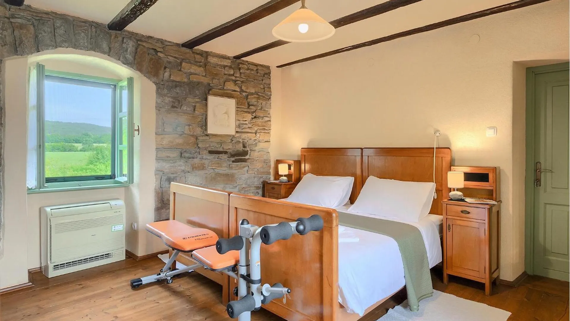 Nice Home In Zatka With Kitchen Kostrcani كرواتيا