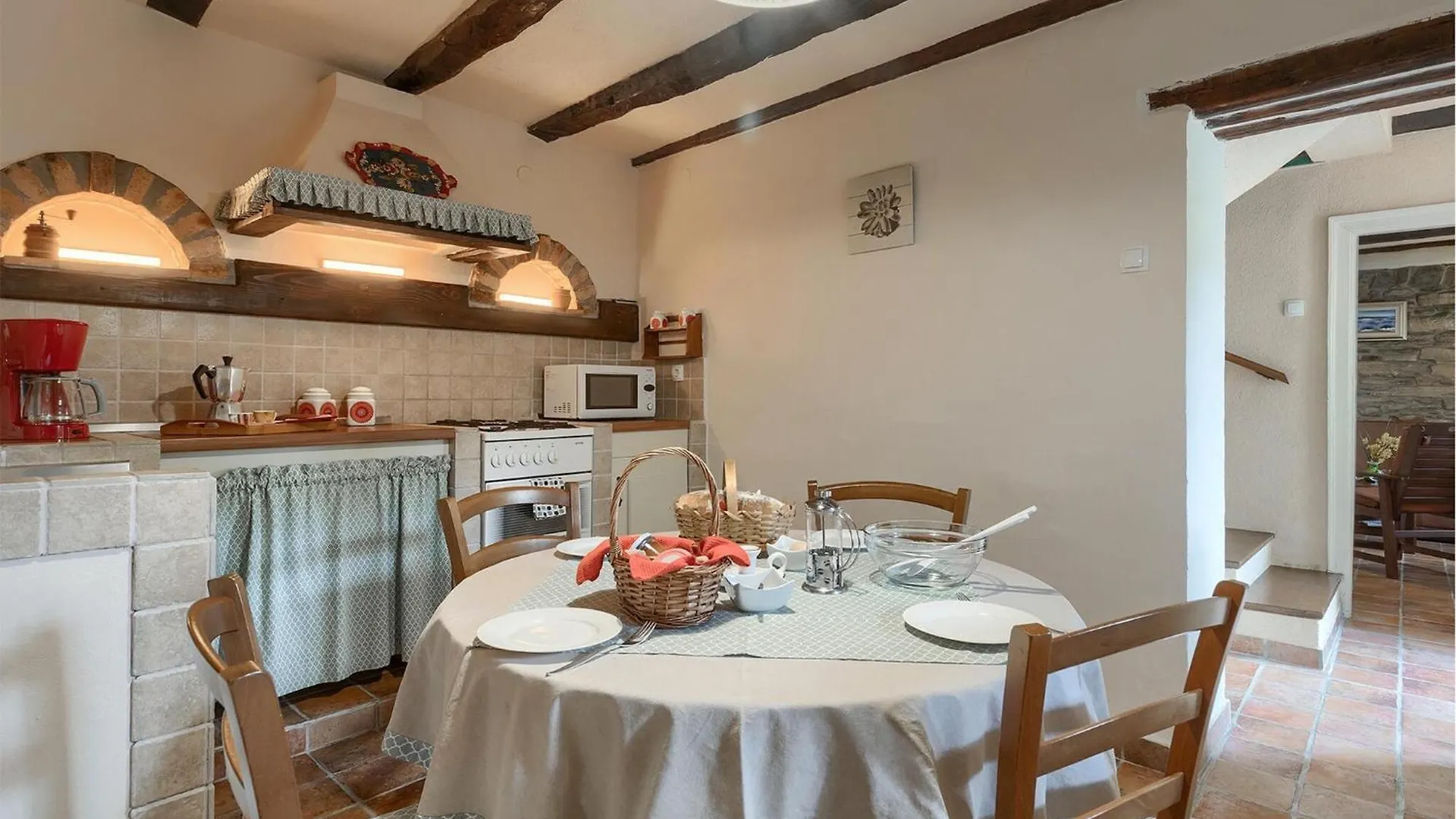 Nice Home In Zatka With Kitchen Kostrčani 0*,