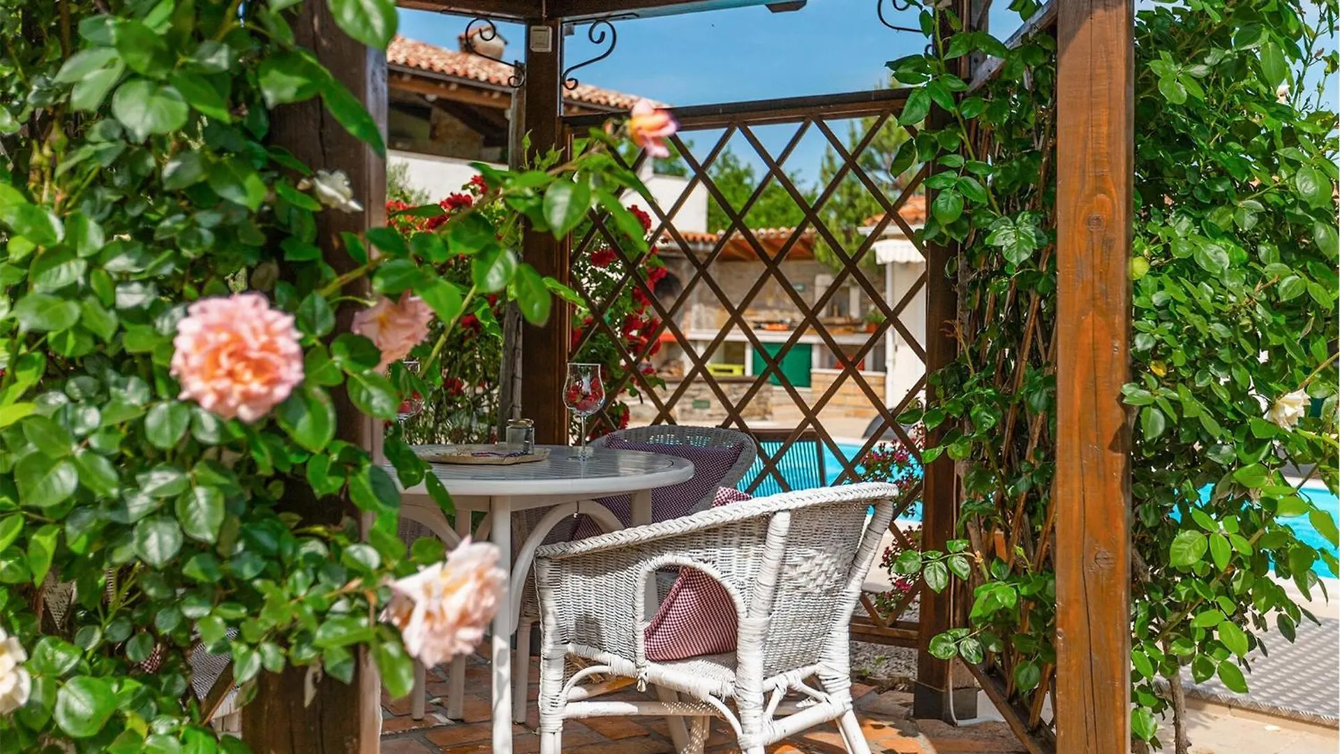 Nice Home In Zatka With Kitchen Kostrcani 0*,