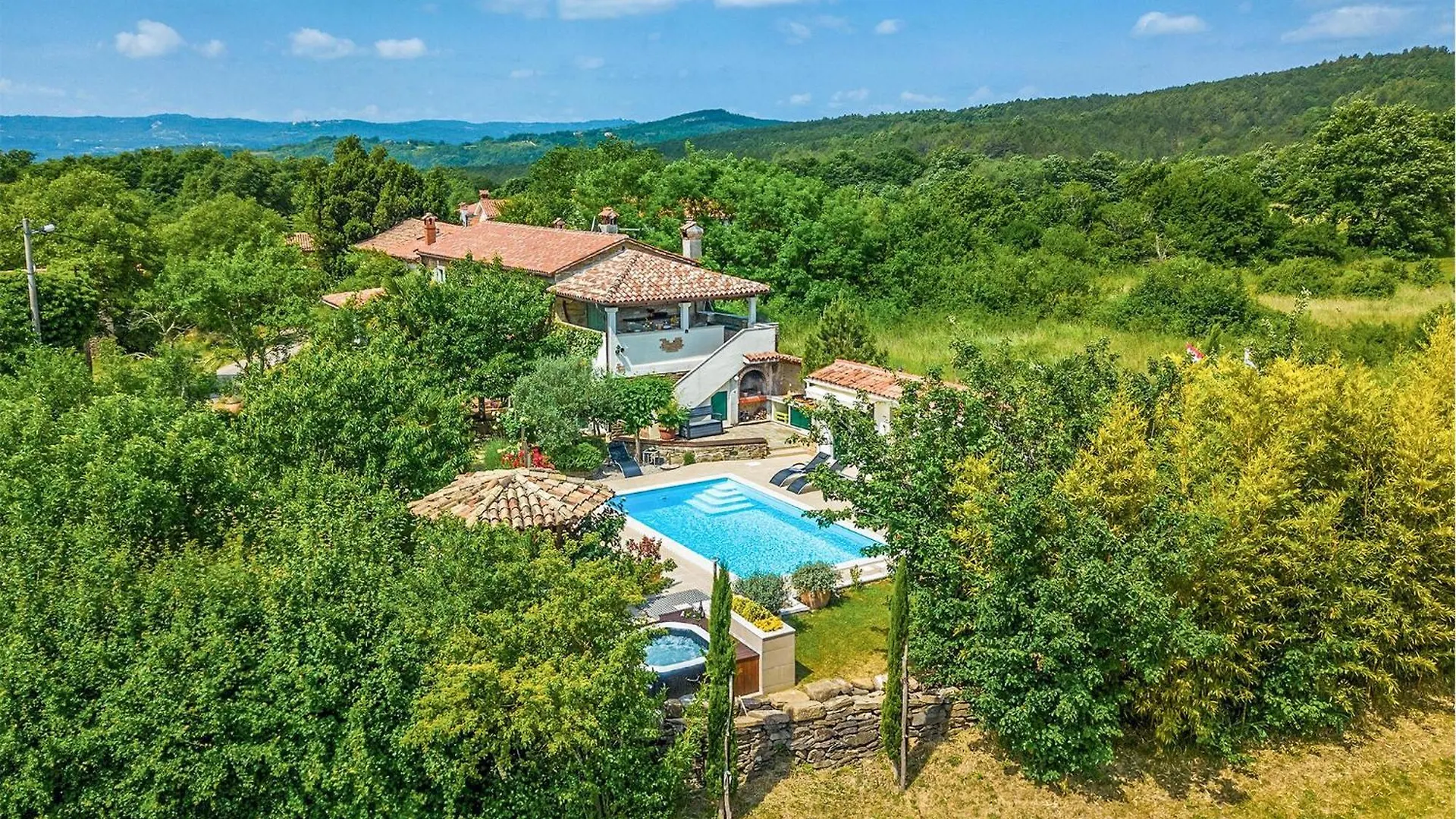 Nice Home In Zatka With Kitchen Kostrčani Nyaraló